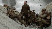 Film 1917 von Sam Mendes mit George MacKay (Mitte)