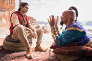 Aladdin (2019): Mena Massoud, Will Smith