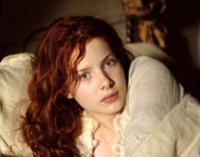 Rachel Hurd-Wood als Laura Richis