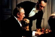 Gosford Park (Michael Gambon als Sir William McCordle und Richard E. Grant als George)