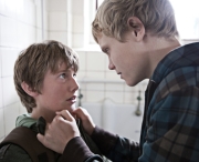 In einer besseren Welt: Elias (Markus Rygaard) wird in der Schule immer wieder bedroht, unter anderem von Sofus (Simon Maagaard Holm); Foto und Text: Universum Film