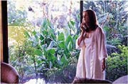 Magnolia: Linda Partridge (Julianne Moore)