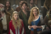 Red Riding Hood: Amanda Seyfried, Billy Burke, Virginia Madsen
